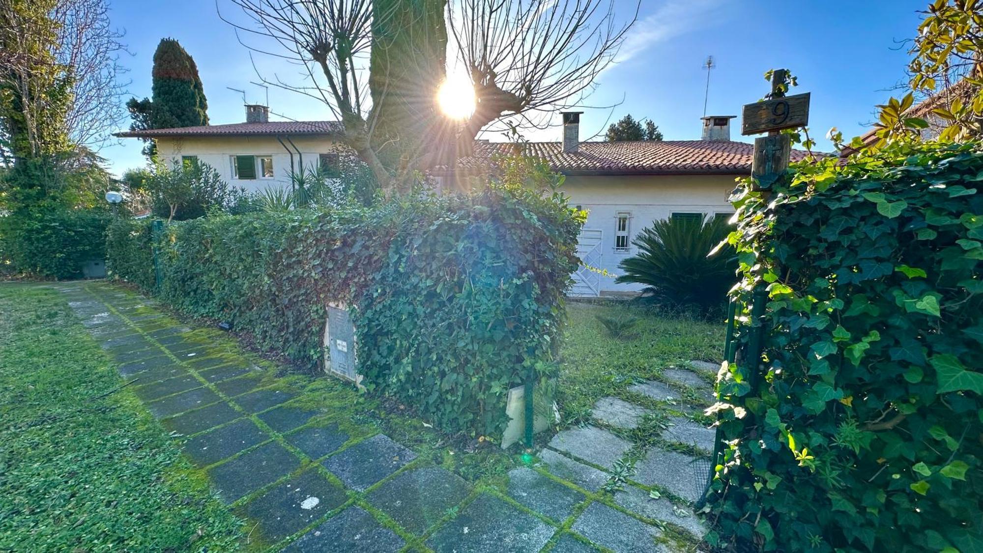 N207 - Numana, deliziosa villetta con giardino Esterno foto